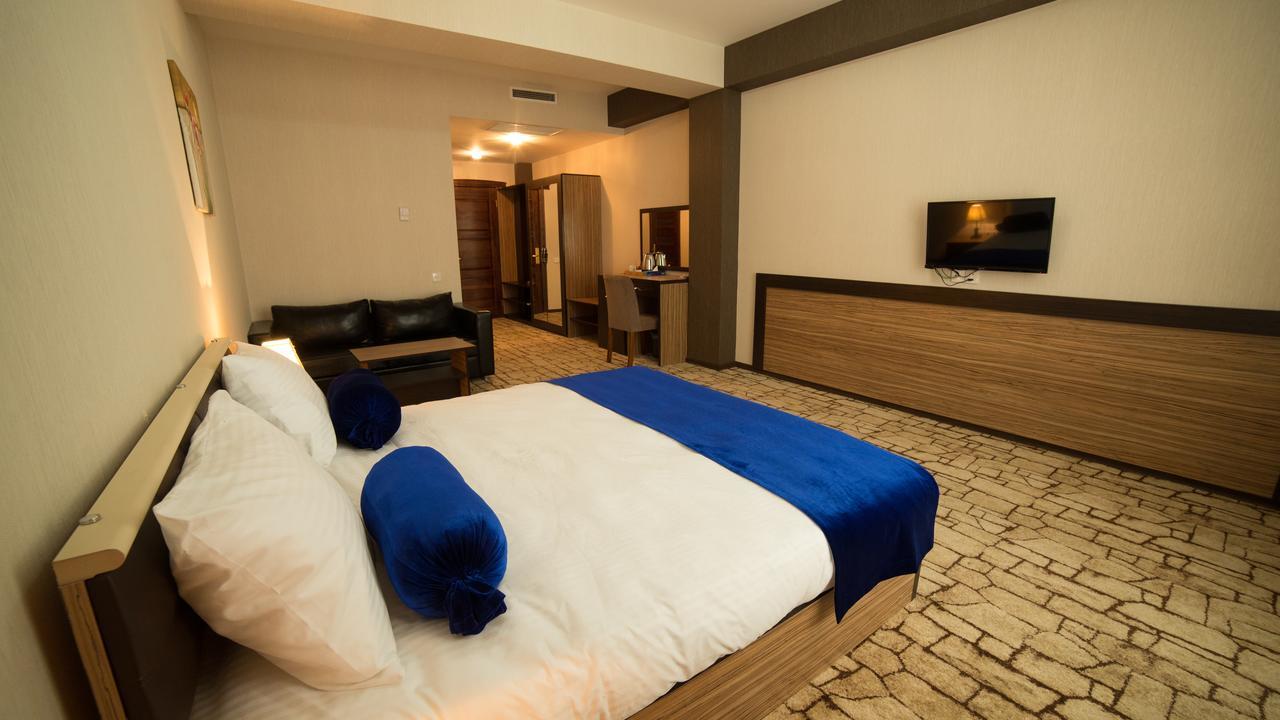 New City Hotel Masazir Buitenkant foto